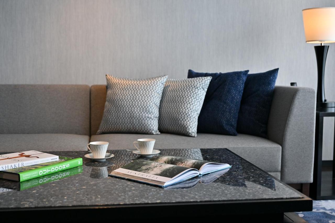 Ryukyu Hotel & Resort Nashiro Beach Itoman Exterior photo A sofa with cushions