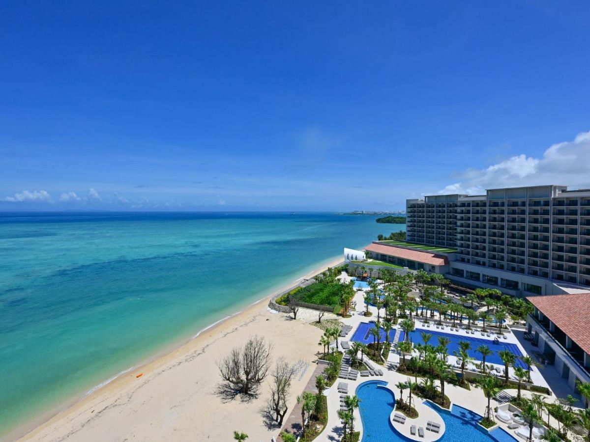 Ryukyu Hotel & Resort Nashiro Beach Itoman Exterior photo Aerial view of the hotel