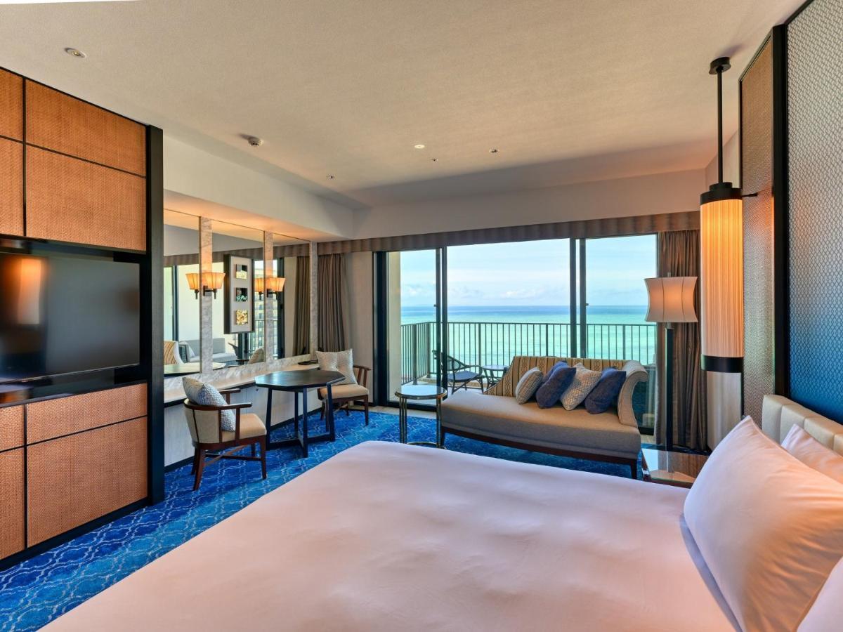Ryukyu Hotel & Resort Nashiro Beach Itoman Exterior photo A guest room at the hotel